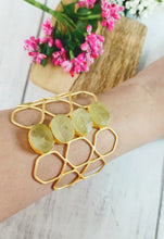 Load image into Gallery viewer, Ciana Natural Rough Tumble Stones Hand Cuff freeshipping - CASA ROZEN
