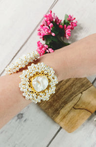 Wasakin Baroque Pearl Stone Hand Cuff Bracelet freeshipping - CASA ROZEN